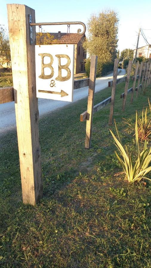 Beb Montefratta Bed & Breakfast Fratta Terme Ngoại thất bức ảnh